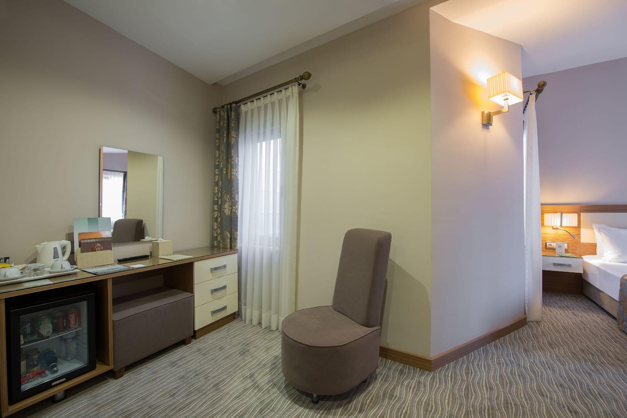 Yasmak Comfort Hotel Стамбул Экстерьер фото